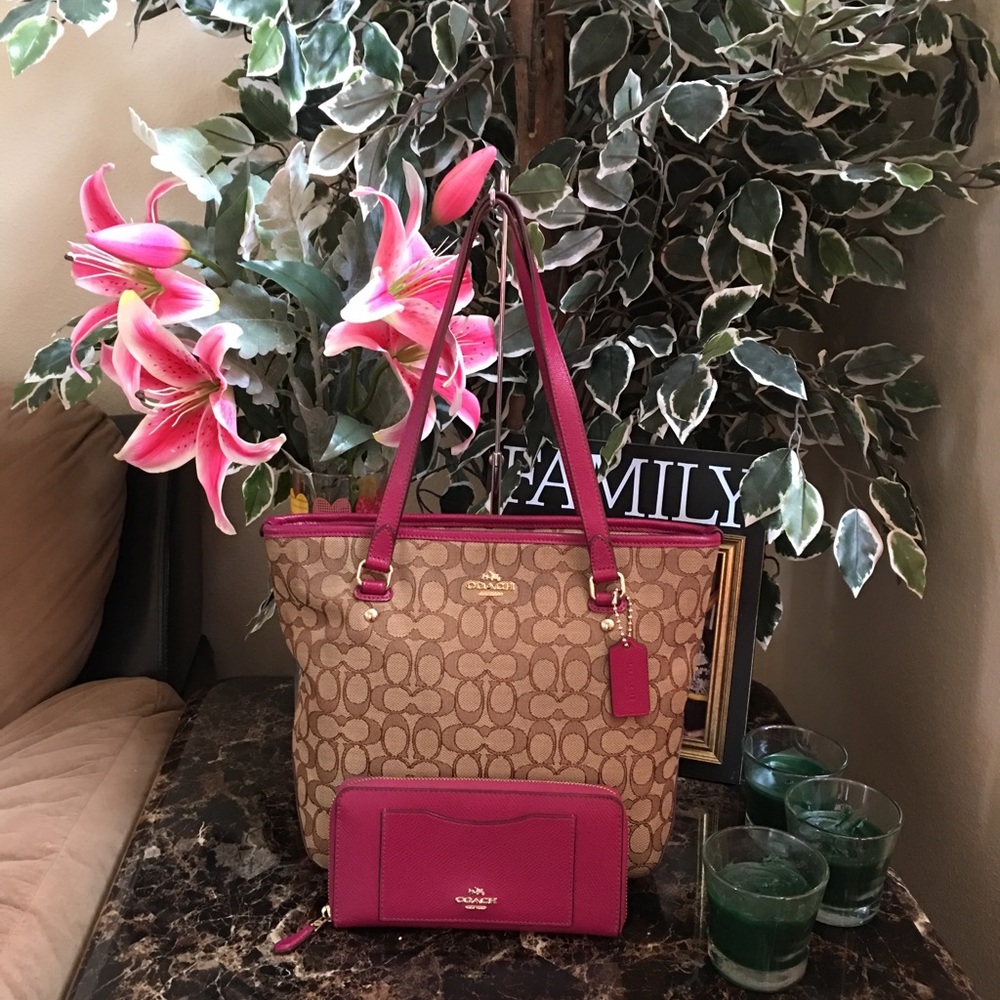 COACH ZIP TOP TOTE IN OUTLINE SIGNATURE SET